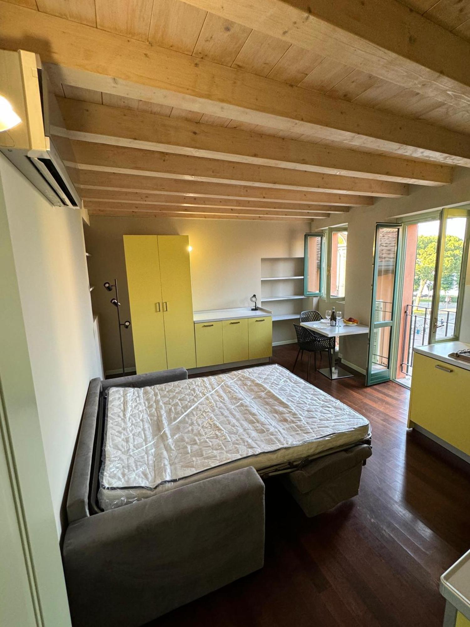 Splendid Apartment Desenzano del Garda Eksteriør bilde