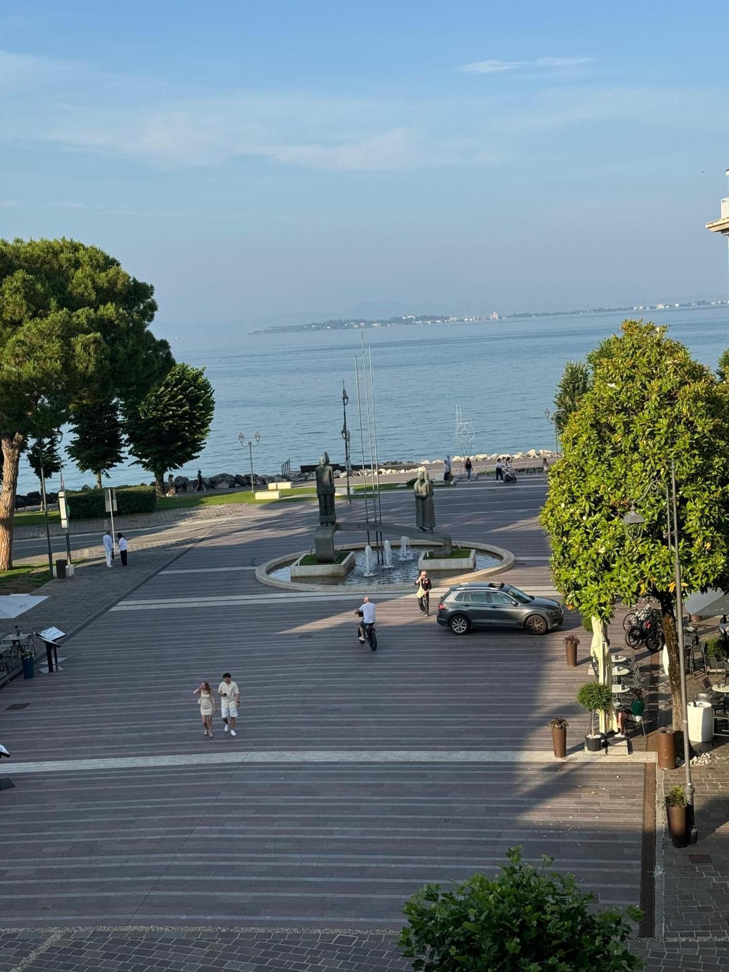 Splendid Apartment Desenzano del Garda Eksteriør bilde