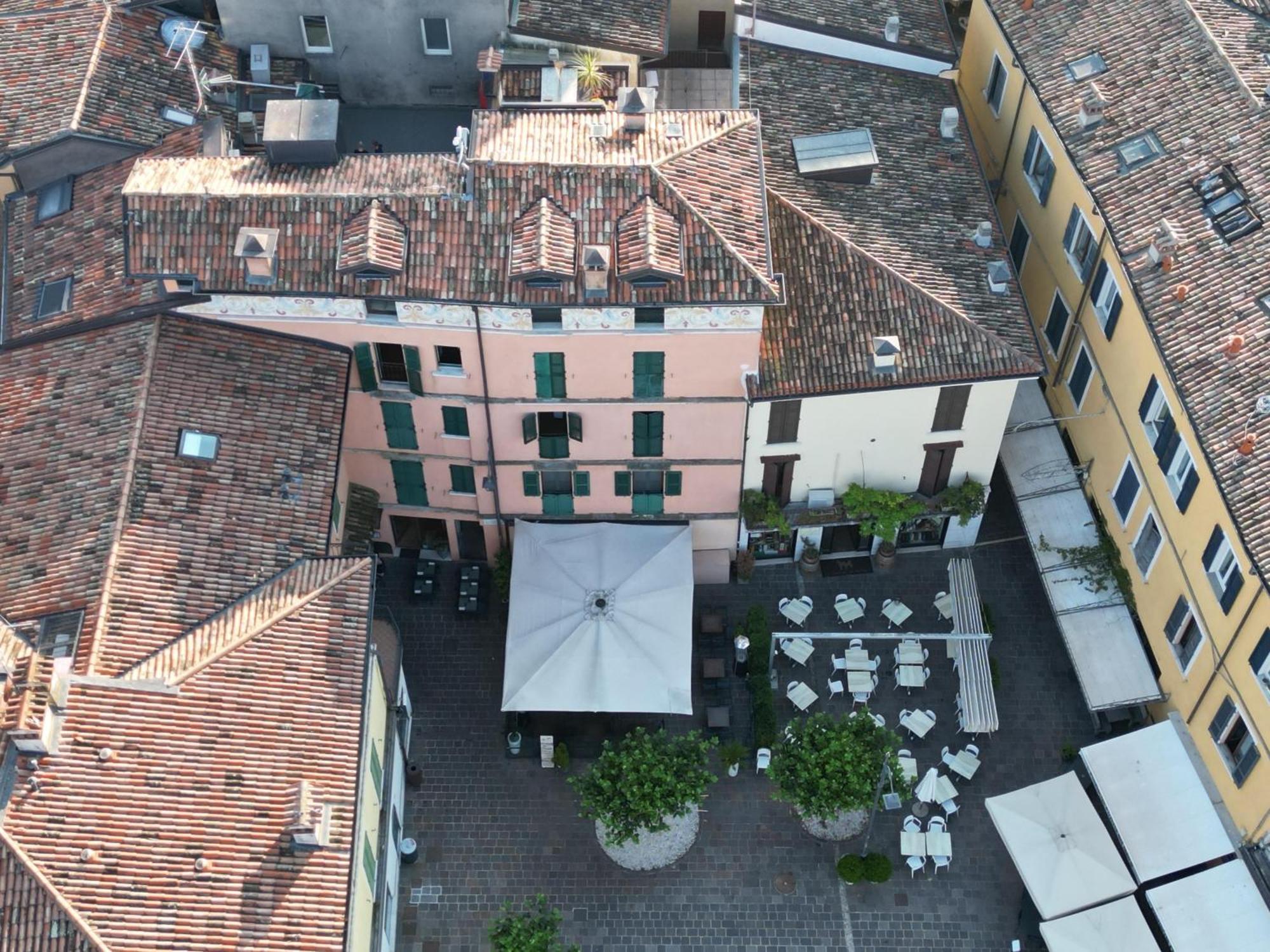 Splendid Apartment Desenzano del Garda Eksteriør bilde