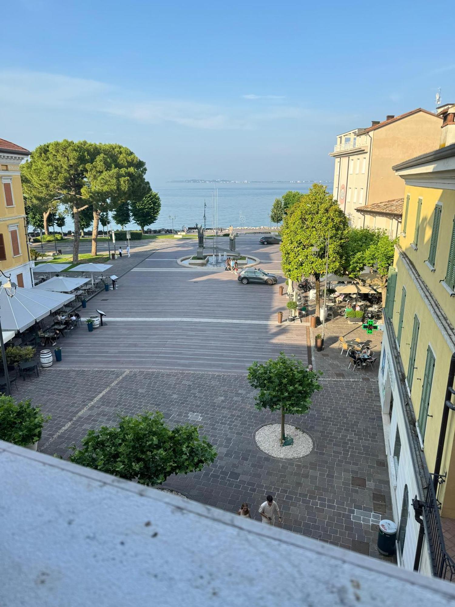 Splendid Apartment Desenzano del Garda Eksteriør bilde